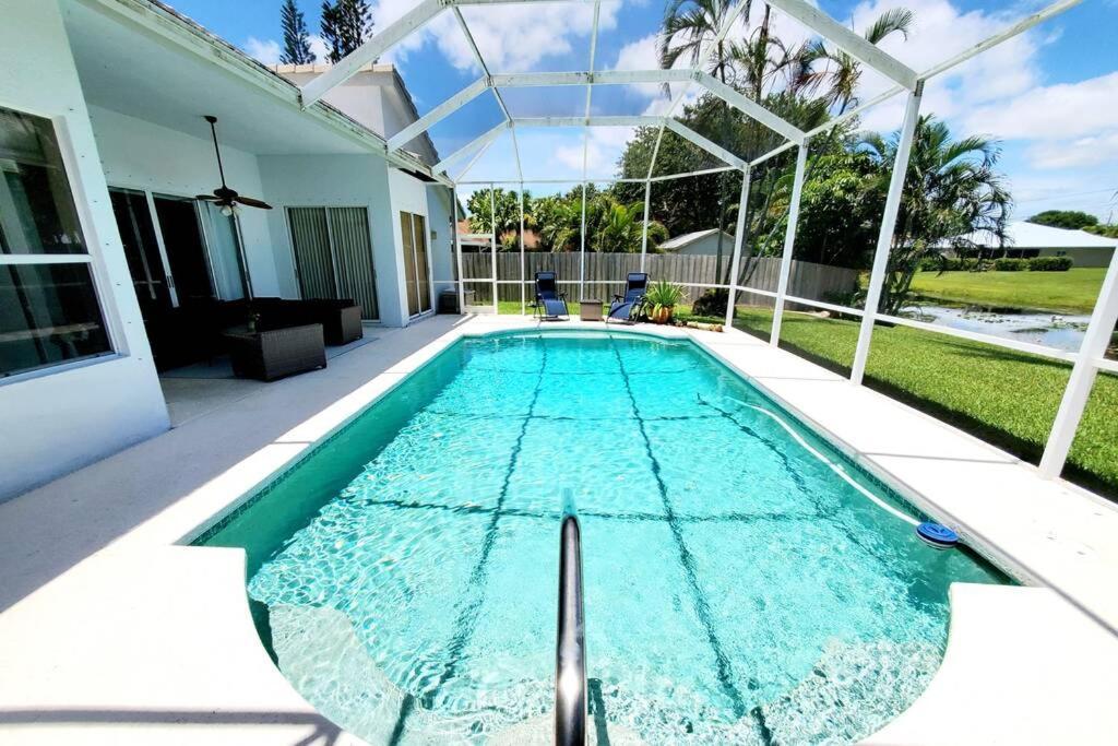 Our Beautiful Florida Vacation Home With Heated Pool Port St. Lucie ภายนอก รูปภาพ