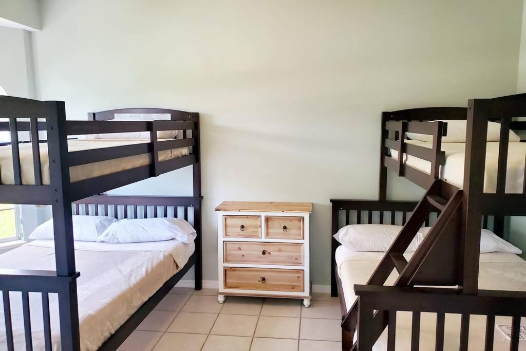 Our Beautiful Florida Vacation Home With Heated Pool Port St. Lucie ภายนอก รูปภาพ